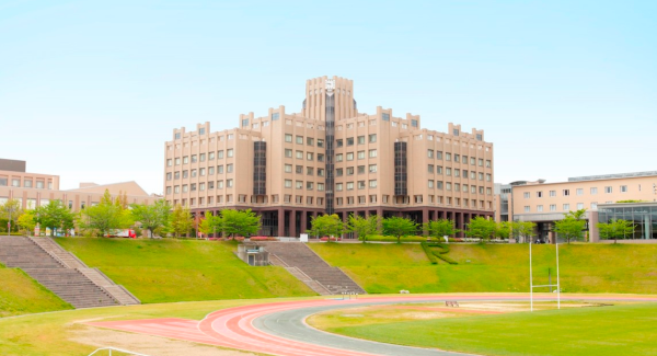 パシフィックネット、立命館大学情報理工学部 島川博光教授の研究室に高品質リユースPCを寄贈