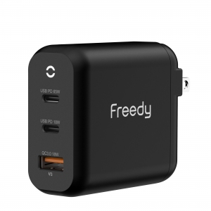 コンパクトながらデバイス3台まで同時高速充電　Freedy『65Wマルチポートチャージャー GaN』を販売開始
