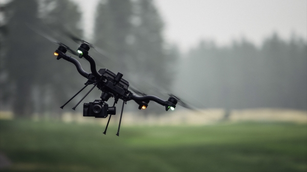 Freefly Systems社　アメリカ製の最新産業用ドローン『ASTRO』を発表