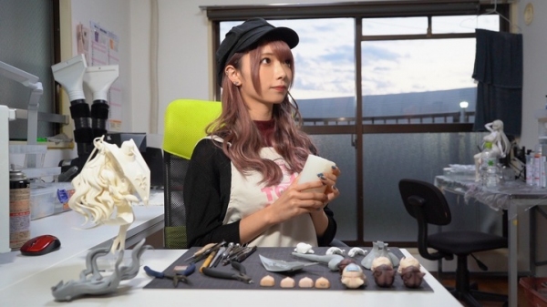 オタク社長が、人気コスプレイヤー「椿なぎさ」と人気フィギュア製作の裏側に迫る！「株式会社ミメヨイ」のフィギュア製作現場へ訪問