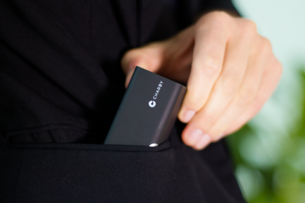 3台同時接続できて、充電速度を向上させるミニチャージャー「Charby Pico」がクラウドファンディング「Makuake」にて数量限定特別キャンペーン開始！