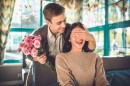 ＜2度目の緊急事態宣言発令＞外出は自粛でも、彼女へのプロポーズは“予定通り決行”【発令地域別】プロポーズギフトの購入割合に関する調査