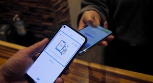スマートフォンを非接触決済端末として利用する 「 Tap on Mobile 」の実証実験開始