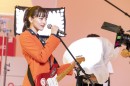 「それでは聴いてください！」川口春奈さんが遂にロックバンドを結成！？メンバーを従え、メガアゲＭＣパフォーマンスを披露。