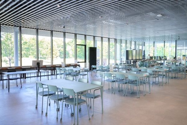 日本の教育機関で初設立！社会人も利用できる、立命館大学と日本マイクロソフトによるDXの拠点「Microsoft Base Ritsumeikan」を会社員が体験