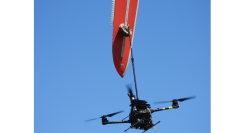 国内初、ドローンによる洋上風力発電機ブレードLPS点検に成功 ~福島三技協の「Dr.Bee」が風力発電の保守点検に新時代を~