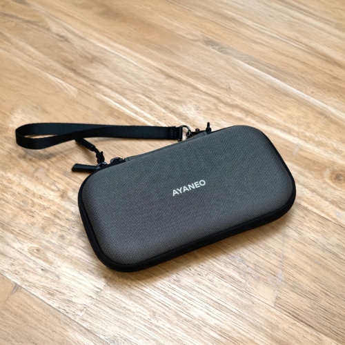 天空、Snapdragon G3x Gen 2採用の4.2インチ液晶搭載Androidゲーム機「AYANEO Pocket S mini」を3月26日に発売